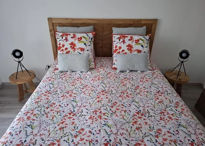 Proche Avec Balcon Et Parking Prive - Fr-1-465-123 * Cabourg